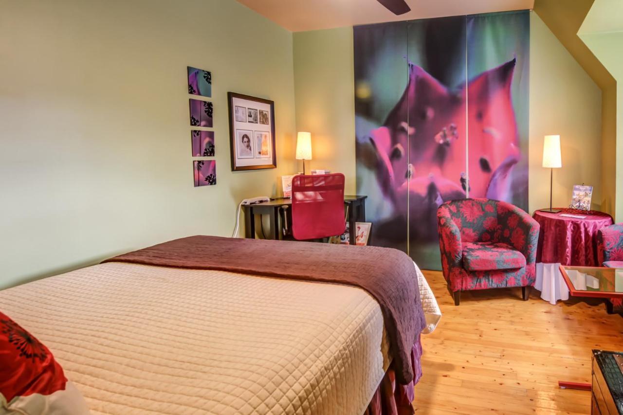 Chateau Murdock Gite Et Esthetique 1950 Chicoutimi Eksteriør billede