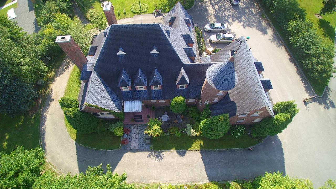 Chateau Murdock Gite Et Esthetique 1950 Chicoutimi Eksteriør billede